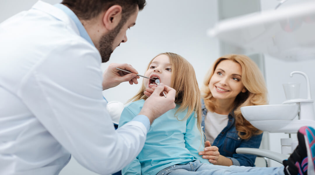Family Dentistry and Pediatrics (1) Family Dentistry and Pediatrics (1)