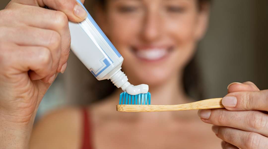 How to Choose the Right Whitening Toothpaste